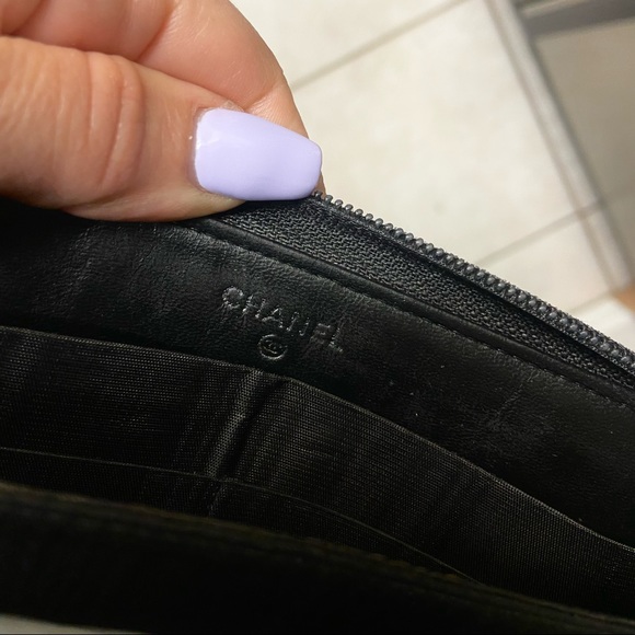 ⚜️💋Chanel Timeless WOC Pearl Crush Crossbody Chain Black / Gold Tone - Picture 10 of 15